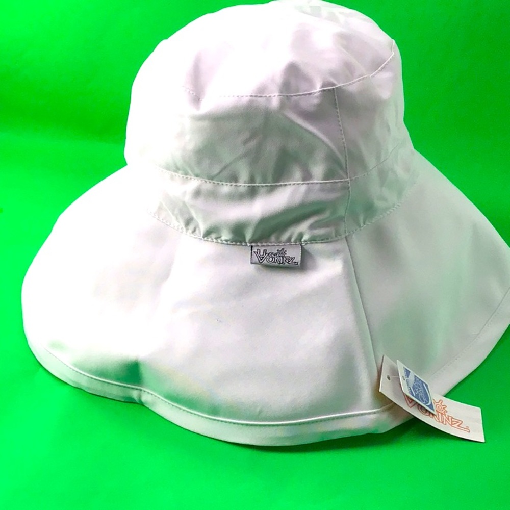 UV Skinz sun bucket hat
